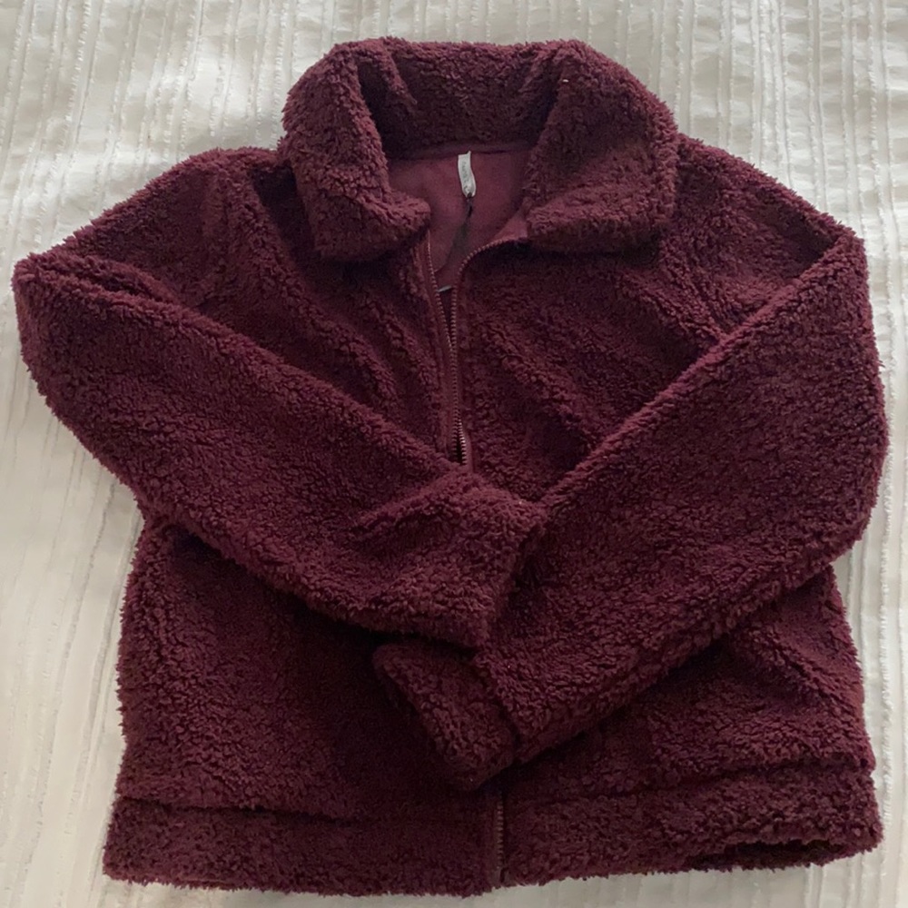 NWT— Z supply Sherpa crop jacket